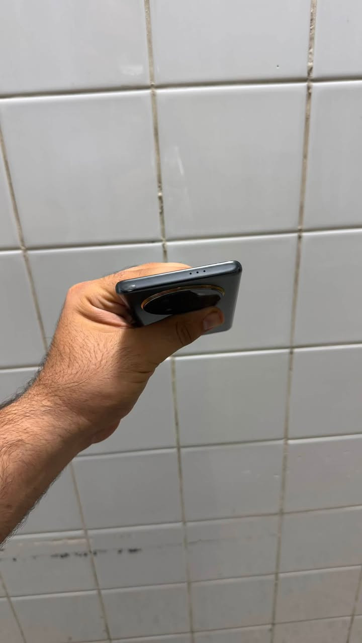 هونر x9c رام 12+12 مبايل جديد ذاكره 256 ب 350 وبي مجال شي بسيط كارتون والشاحنه ويا
رقمي ***********
