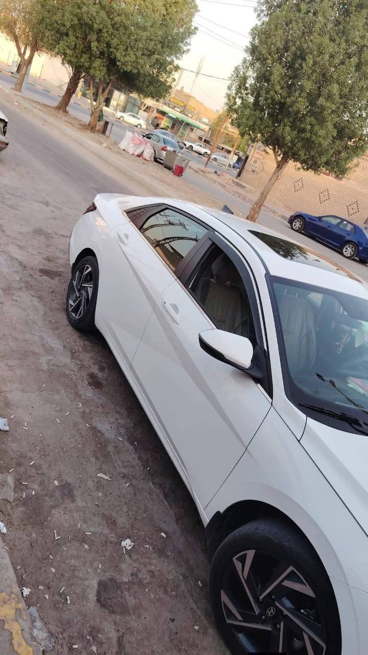 السلام عليكم.
 النترا 2024 خليجي كوري اصل
رقم بابل 

فول مواصفات

مكينة 2000 

كفالة عامة من صبغ وضرر وتبديل 

عداد كيلو متر 90الف كيلو متر
مكاني نجف السعر177
رقم الهاتف  ***********
