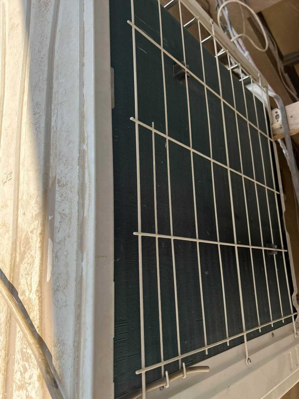 السلام عليكم 
سبلت الوادي 3 طن انفيرتر مشتغل فقط موسمين
سعره مليون
مكاني بغداد البنوك
***********

