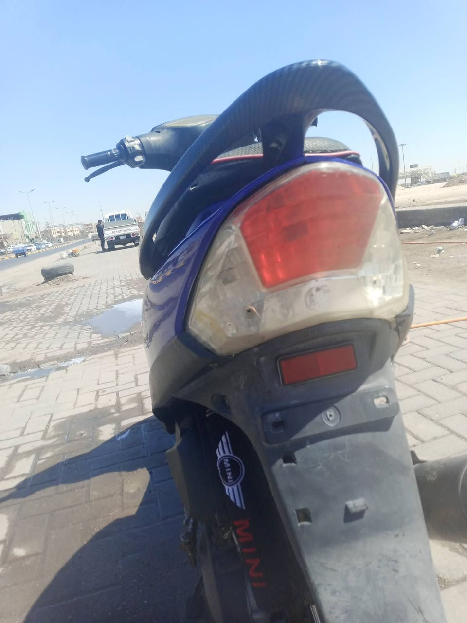ماكس عدله120
دراجه نضيفه مثل ما موضح بلصور الكفرات الاصليه موجوده  بوشه55
 مفتوحه بس تبويش لاتجفيت ولا شي
كهربائياتها كامله تعال وشغل الدراجه جاهزه كلشي مايحتاجلها
ويلات جدد
كزوز رياضي mp
رايدها ب600
راسلني او اتصل عل هاذ الرقم
***********
