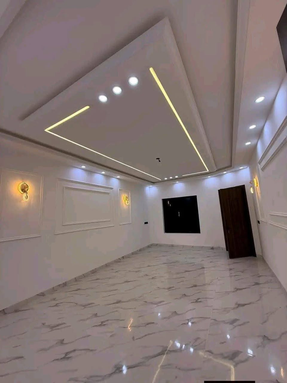 دار للبيع.... 🏡
#تكريت القادسية حي الجامعة
المساحة الدار 300 متر واجه 10 نزال 30
التفاصيل الدار 5 غرف نوم وصاله فوك وجوه ستقبال مطبخ حار وبارد اربع مجموعات صحيات الدار سحب مغربي ملكي واجه حجر نضام جزامات نضام كامرات دفن نضام انترنيت دفن مناور بيت كله كراج سياره حديقة بيت شغل دارجة اولى فول الفول موقع مميز على شارع 20 صاد على بغداد
اللاستفسار اتصال.

***********
