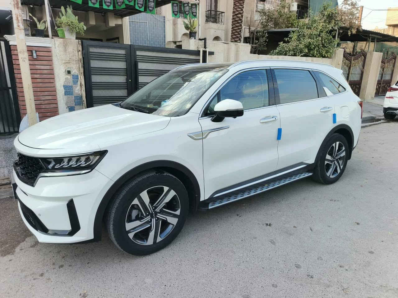 سورنتو شمالي بسمي سليمانيه شرط التحويل فول للاخير اعلى فئة موديل 23 كفاله عامة ماشية 32 الف كيلو السعر 30 الف دولار  وبيهه مجال للشراي بغداد حي الاعلام ***********
