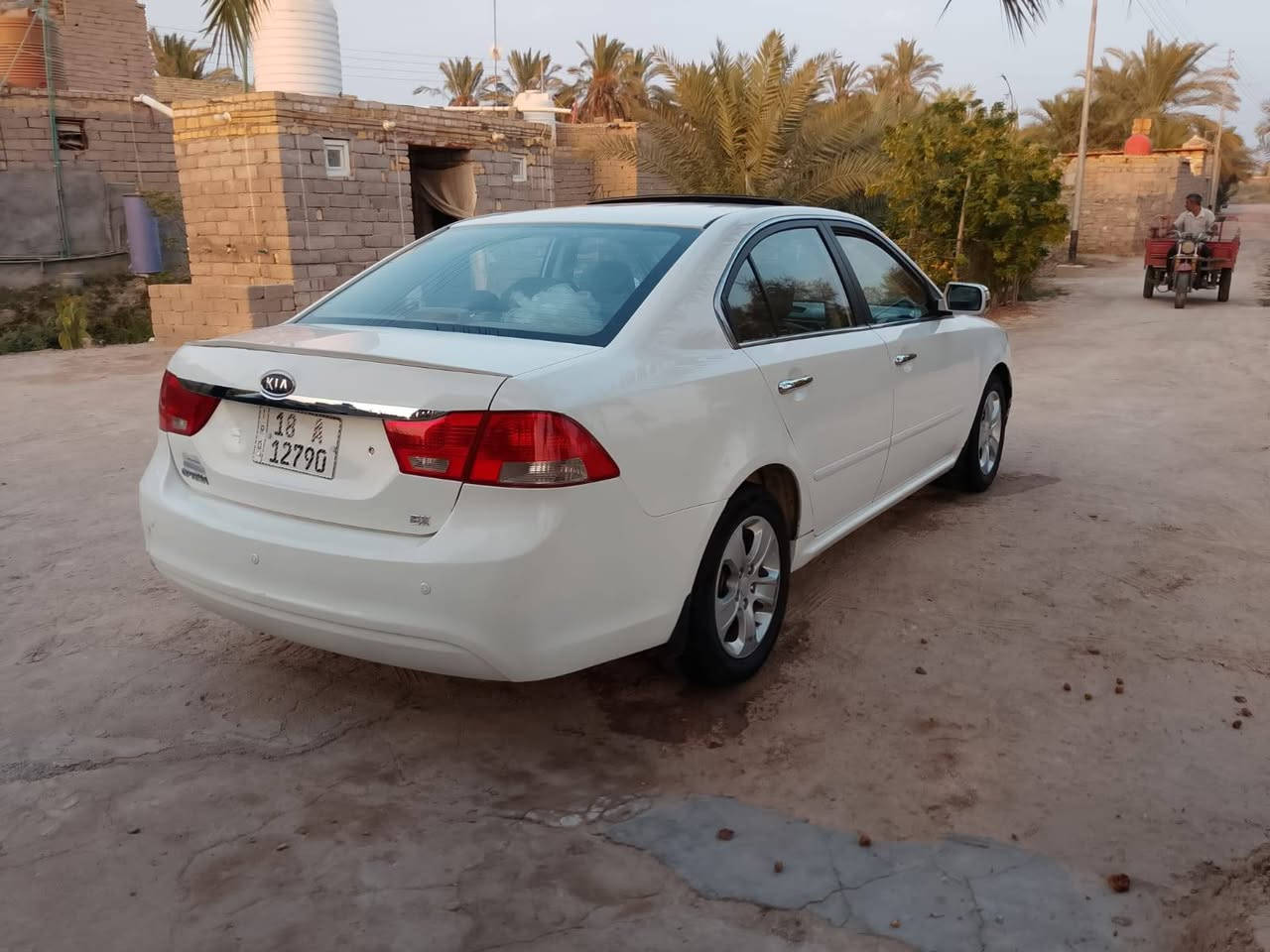سلام وعليكم البيع وبتيم موديل 2009  سياره مكفول كفال عامه من كلشي السير جديد معنه كالمه وجاهز علئ خير حبيه  رقم بابل بسمي رقم نكليزي  السياره جاهز من كلشي بيع مسجل ***********

