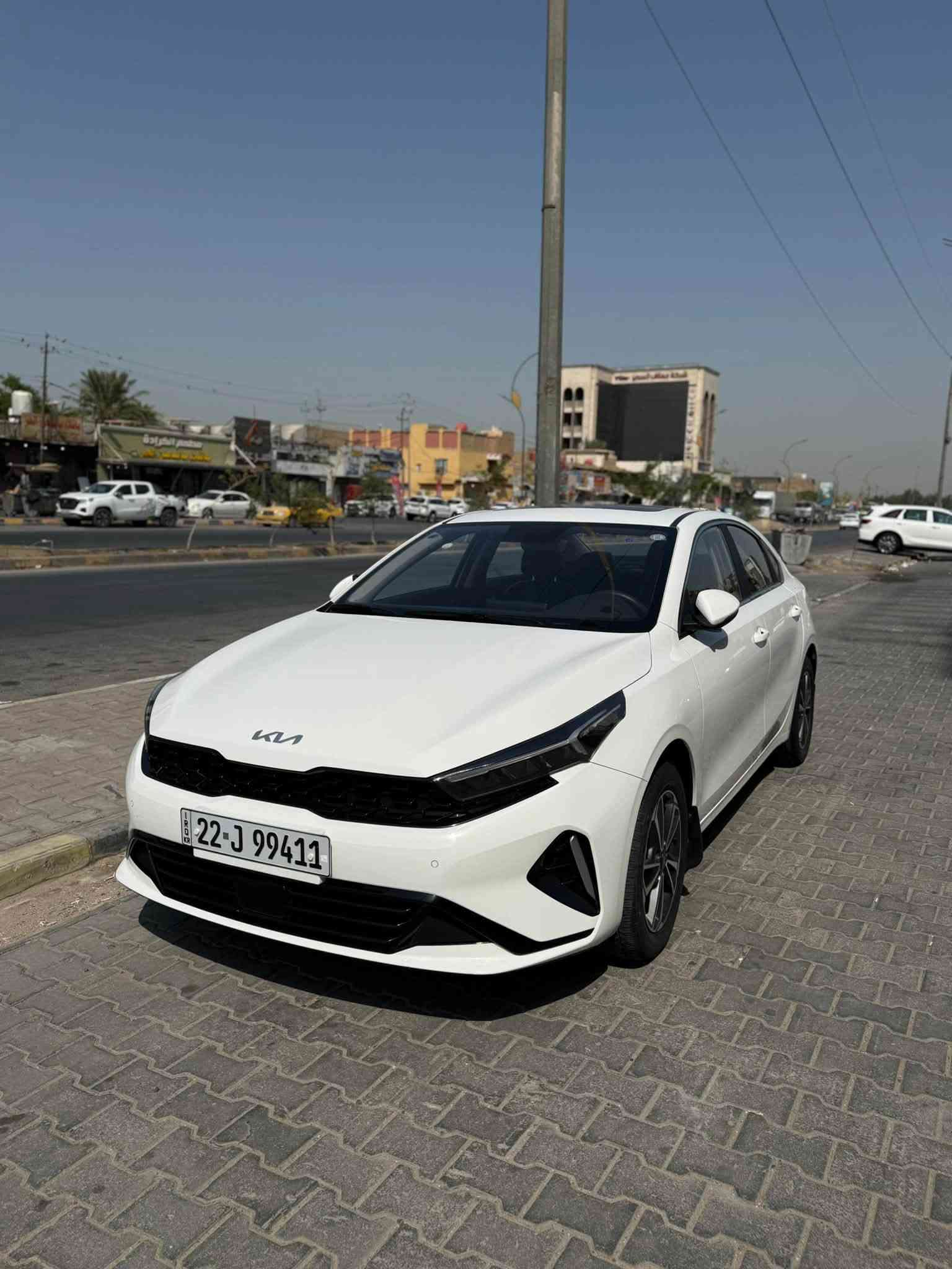 للبيع كيا k3موديل 2024 ماشية 22 الف السيارة نضيفة جدا السعر 138 للتواصل ***********
