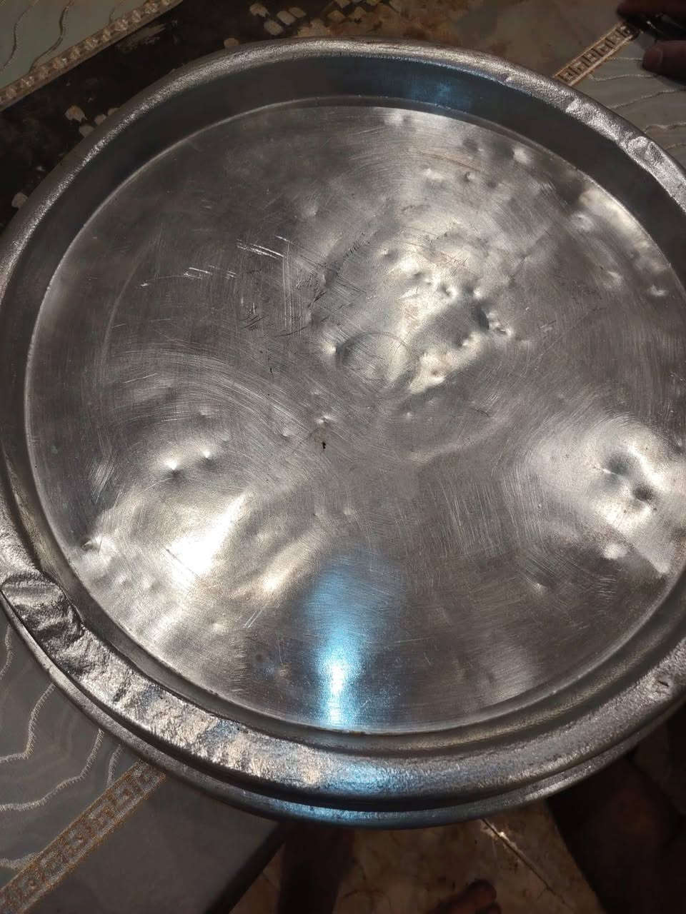 صواني زنود للبيع استعمال قليل جداً والنظافه واضحه امامكم  قياس ٧٦سم عدد2 دبل
+عدد 4قياس ٧٠سم
+صواني بقلاوه مشكل
الاستفسار على الرقم***********
