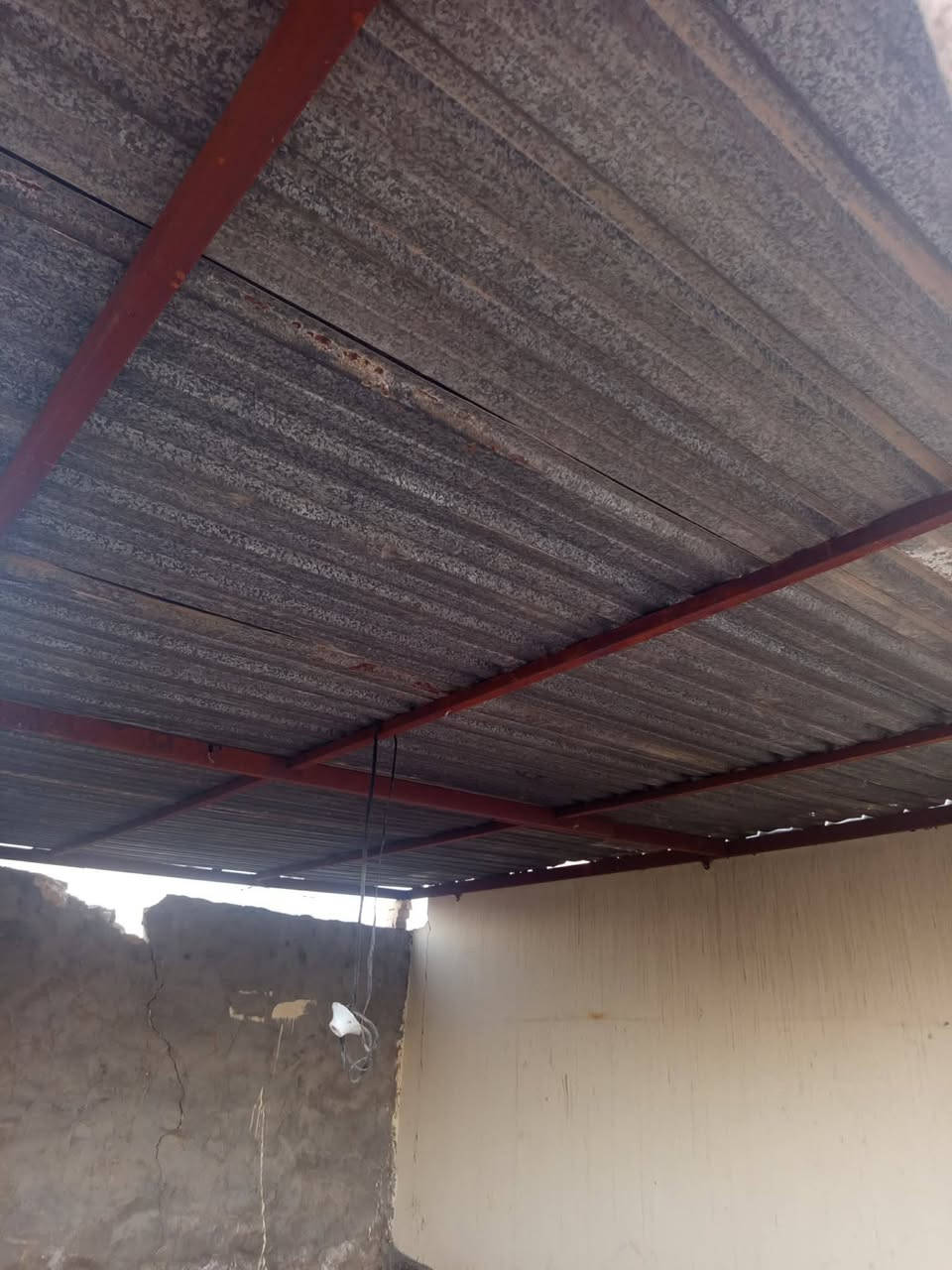 سلام عليكم عماريه كامله قياسه 4عرضه  وطول5 ليريه هاذه رقمي***********
