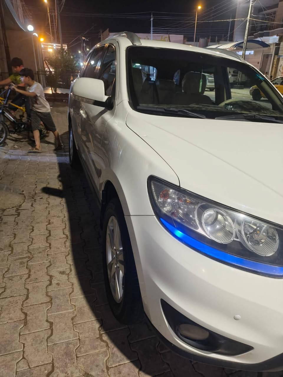 سنتافيا مديل ١٢مكفولة ٦سلندرمال بيت جديدة باوع سونارهة ماشية ١٦٠ الف يمك الكيلومتربصورة رجأن مكلف بل نشرالشراي يتصل على الرقم ***********
