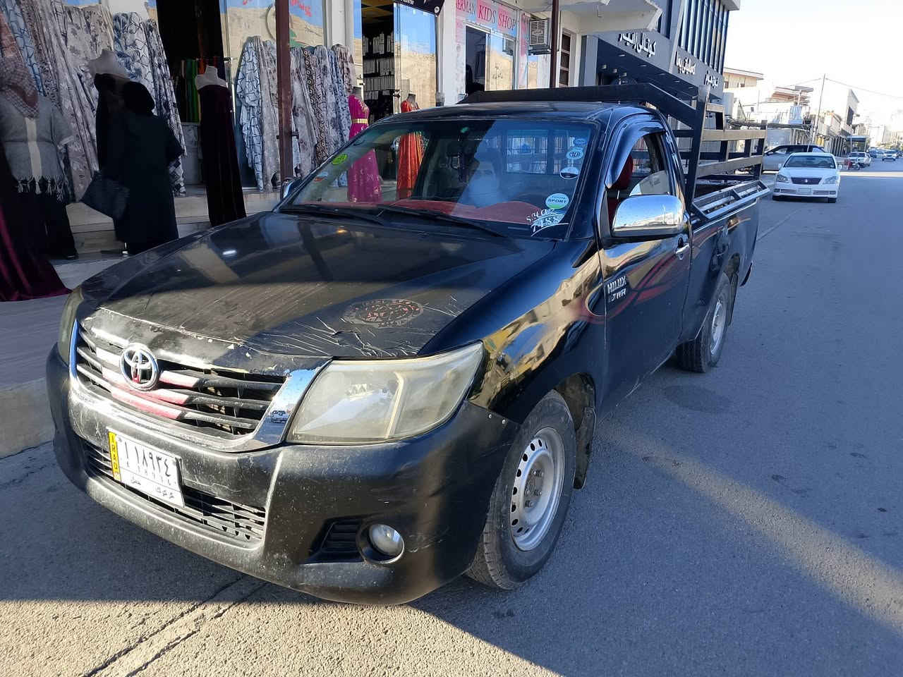 سەرەتا بەناوی خوای گەورە
مەرزێ تاک 4قولاپ 
مۆدێل 2006
4تایەی لۆک گێڕومەکینەو شەنسیوتەقەوڕەقەبەشەرت
تەبریتو پاوەر ناوسورە 
سەیارەکەکامل جایزە بەس لەسایەقێ کی کەمە 
تاکە مەسروف کەهەی بێت یەک تۆز سەوتی ئەکسلی تیایە
ڕەقەمو سەنەوی کەرکو کی لەگەڵایە تا2029تازەیە بێکێشەیە لەسەیتەرێو مەفرەزا من بەعلوج سەندومەو بەعلوجیش دەی فرۆشم کەفیلی مەدەنی بەشەرت 
سعری 58گڵاو تۆزێک مەجال شوێن دەربەندیخان 
گۆڕینەوە دەکەم بەشاینە***********

