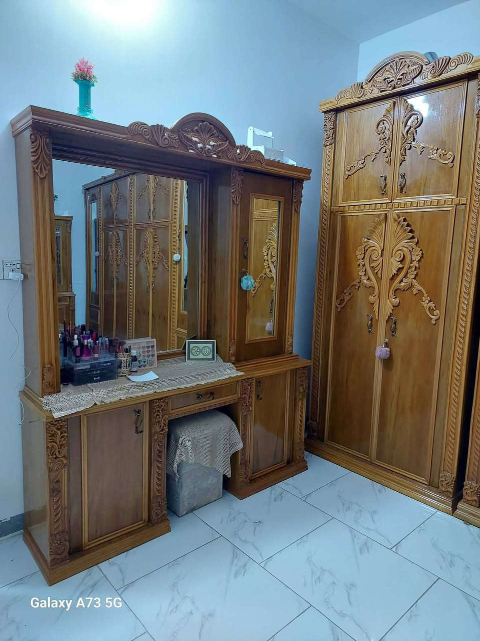 غرفة نوم • جديدة • نفس الصوره