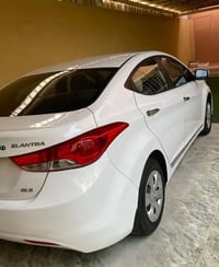 خط مدرسة العدل • صالون • توصيل