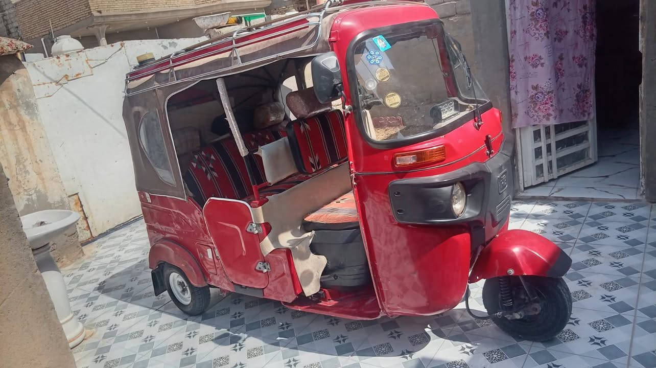 سلام عليكم تكتك مديل ٢٠٢٢ رقم كربلاء مشروع وطني بسمي شرط التحويل مكاني كوت بيها لغد مكينه ناعمه و تكتك نظيفه السعر بثمانيه وميتين وبيها مجال لشراي الاستفسار *********** والسيبايه وياهه
