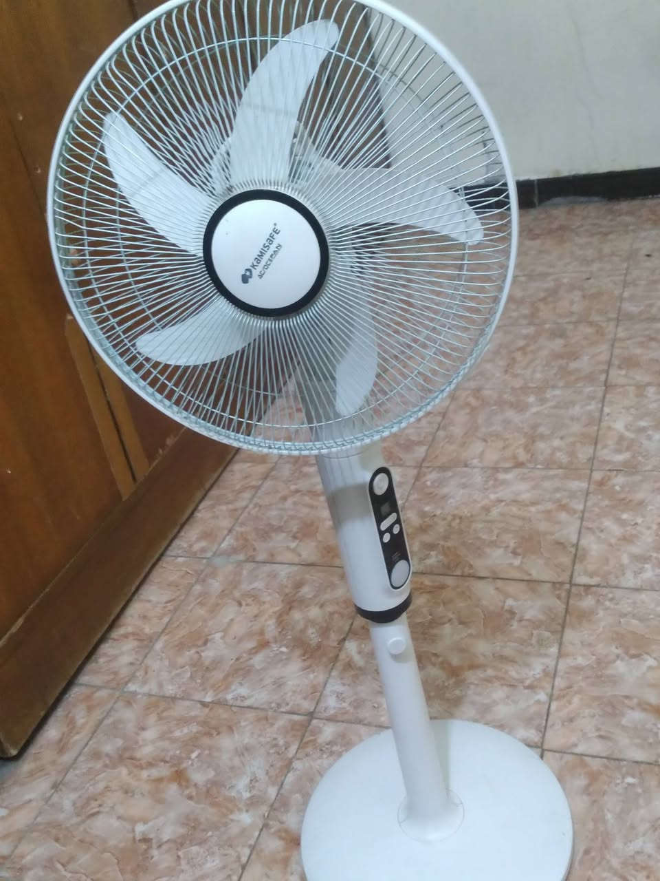 مروحه شحن للبيع وهذا رقمي ***********

