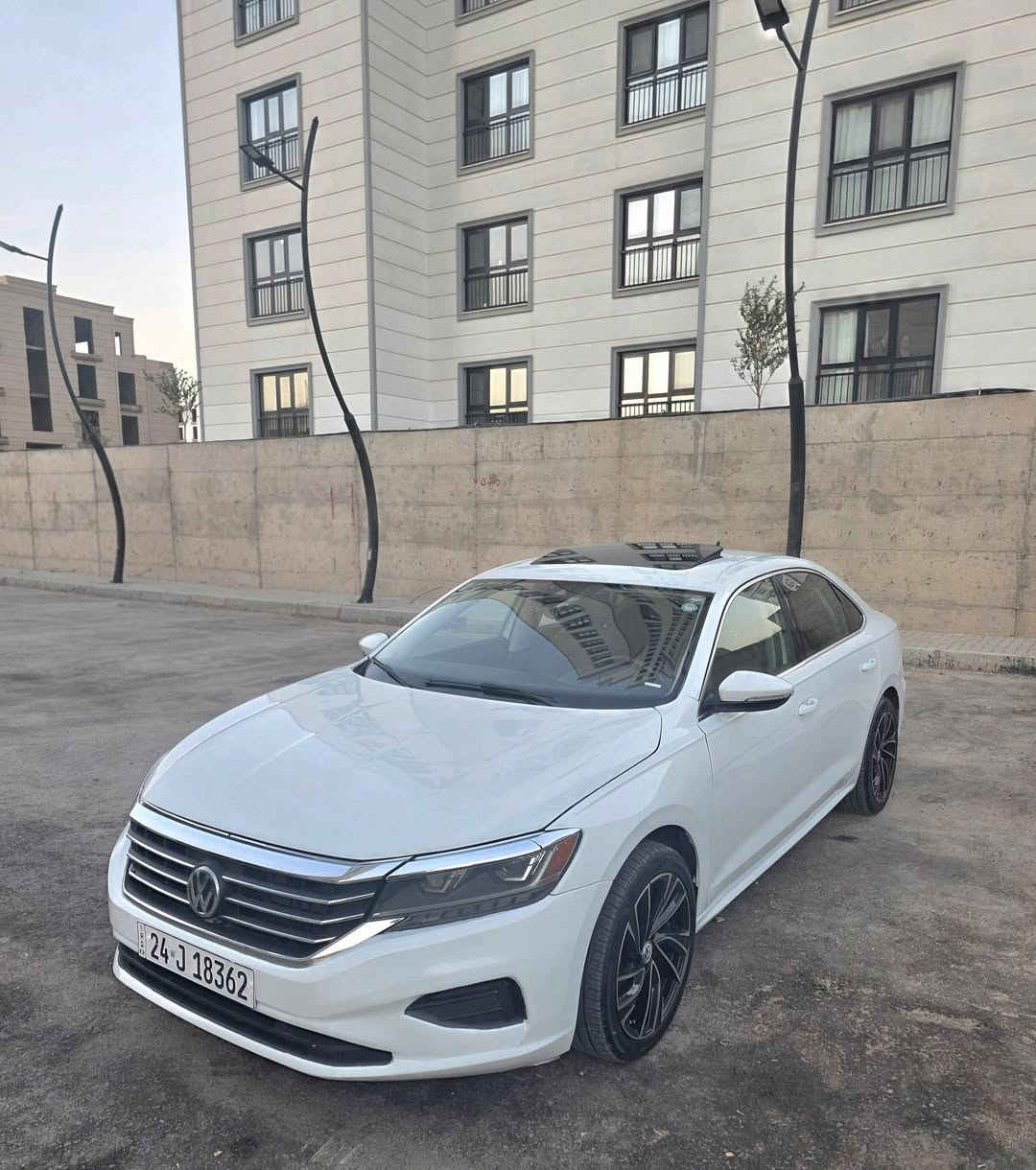 مواصفات سيارة باسات 2021 إصدار SE

المواصفات الميكانيكية والداخلية

• 🚗 باسات 2021 Passat SE فول مواصفات

• المحرك: 2.0 لتر توربو

• المقاعد: جلد لون قرميدي (بني غامق)

• مقعد السائق: كهربائي

• مقاعد: تدفئة أمامية

• دبل بصمة

• فتحة سقف

أنظمة الأمان والتقنيات المساعدة

• نظام الدفع: أمامي (FWD)

• رادارات: أمامي، خلفي، نقطة عمياء

• أنظمة مساعدة: تحديد سرعة، تحديد مسار

• كاميرا خلفية: مدمجة مع حساسات

• النظام الترفيهي: Apple CarPlay / Android Auto

حالة السيارةالصبغ: جاملغ جهة السايق + ربع بنيد الأرباك: راجع سستم 
المحرك والـ كير: بشرط
شرط التحويل
عداد المسافة: 92,000 ميل
 المكان: أربيل
 السعر: 136$ فقط
📞 للتواصل: ***********
