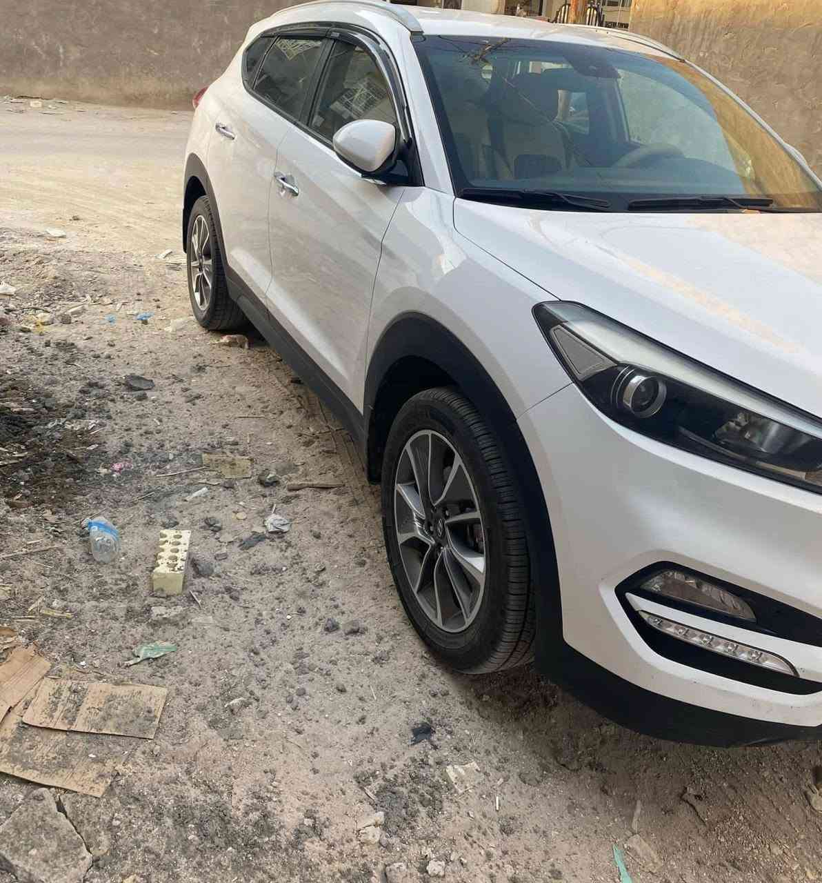 توسان موديل ١٨ خليجيه كفاله من الصبغ التبديل فقط بارد موضح بالسونار رقم سليمانيه ماشيه١٢٣الف
السعر ١٧٥ اوبيه مجال الاتصال فقط ***********
