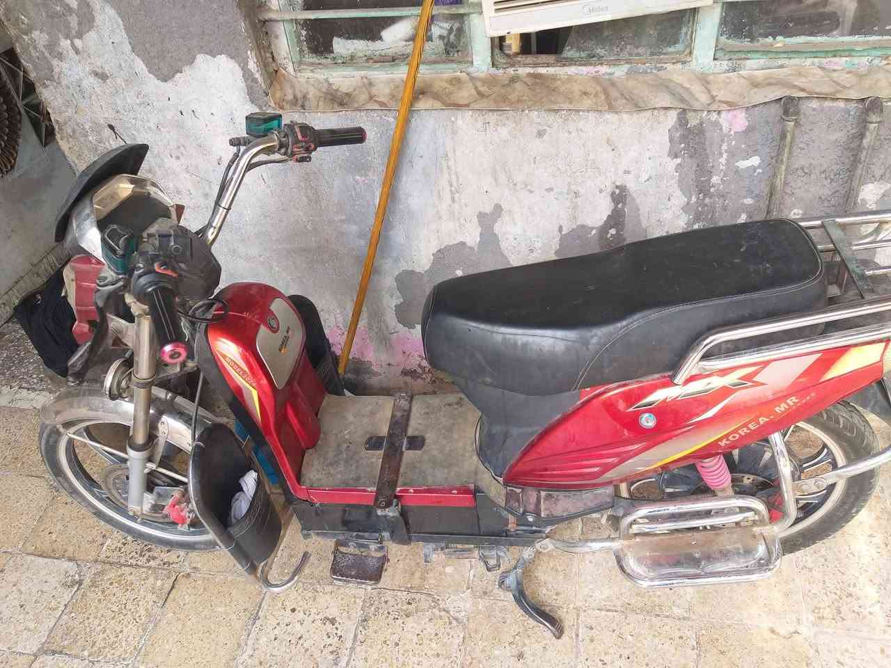 شحن • ٥ بطاريات • الشعب