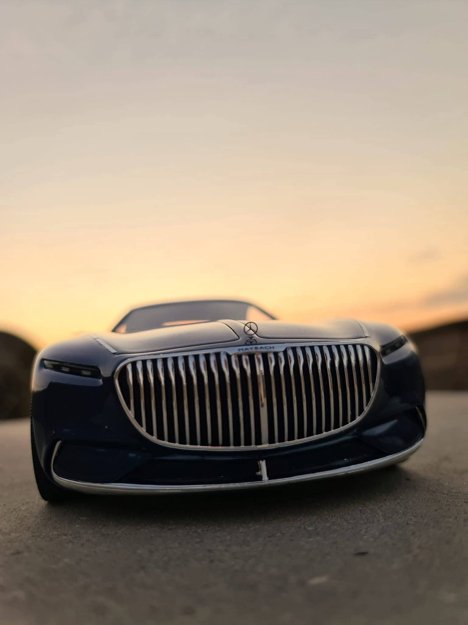 السلام عليكم للبيع
mercedes . maybach . 18
 $ المعدن ريزينك  
من العملاقة شوكو السيارة بدون مرايات مكاني بغداد يوجد توصيل لجميع المحافظات 
***********
