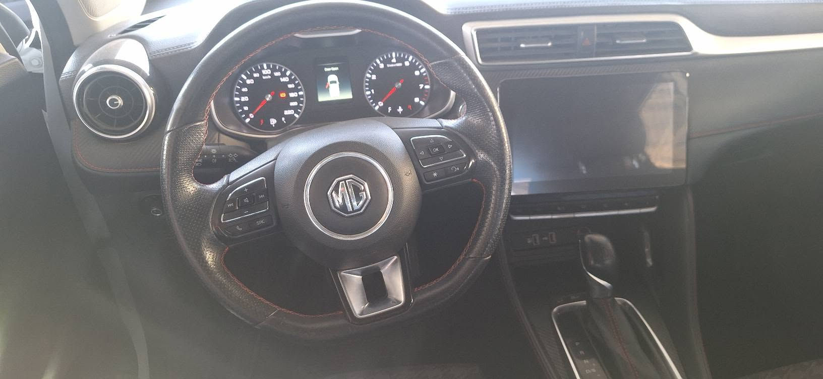 MG ZS 2022
***********
بدون دعم و صبغ
تعديلات باب  وجملغ
كير و مكينة نظيفة شرط
السعر 115 ومجال
المكان دهوك

نص مكتوب في الصور:
- FAST CARS