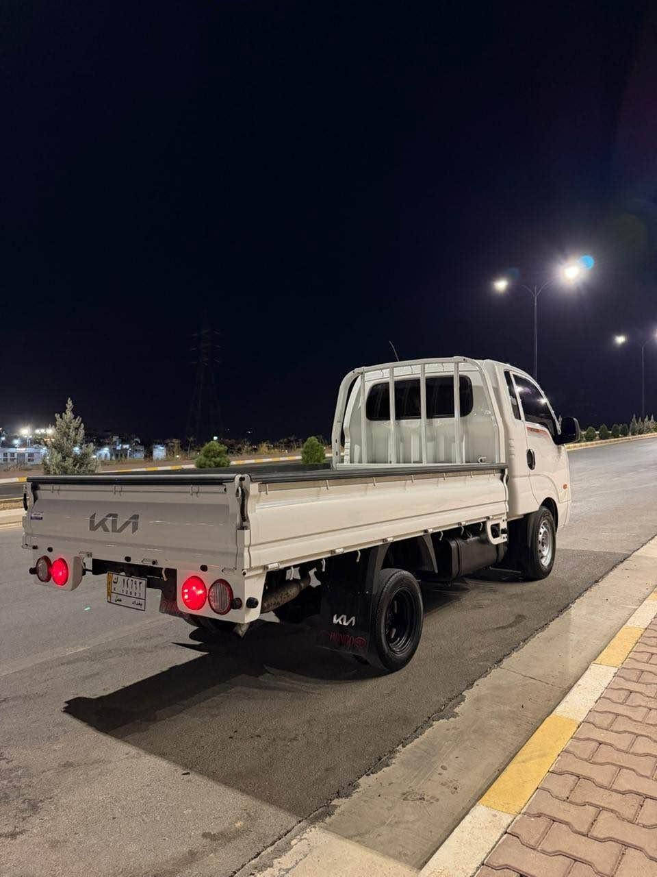 کیا مۆدیل ٢٠١٢ گیرو مەکینەو ئەگسلی بەشەرت براوەی دوبەی (ادوات) ڕزیوی نیە سعری ٦٨ رەقم تەلەفون ***********/*********** السليمانية, العراق
