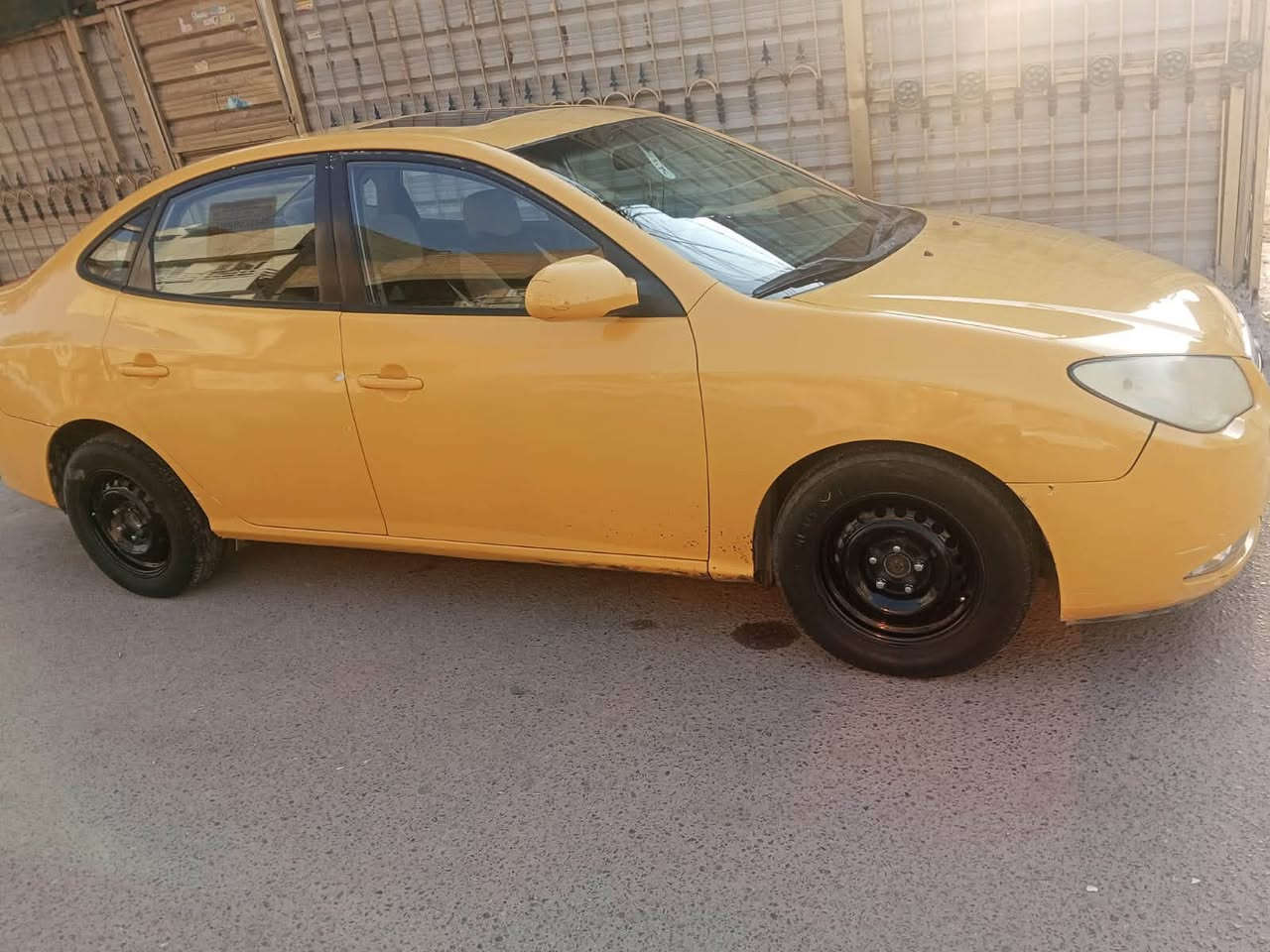 سلام عليكم انتره 2008مكينه 2000خير من الله سياره جاهزه بدون نقص سياره ترايها حلو حادثها جاملغ شويه بل بنيد بدون دواخل مكانها بغداد الشعله السعر 78رقمي ***********
