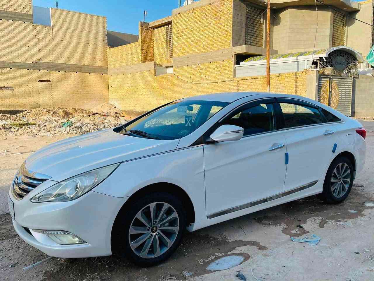 سوناتا ١٣ وارد كوري رقم انكليزي بابل
محرك ٢٠٠٠ عليهه ادامه كاملة وهزة جديدة
وسنوية جديدة
مكانهه ديوانية مركز
*********** ديوانية, القادسية
