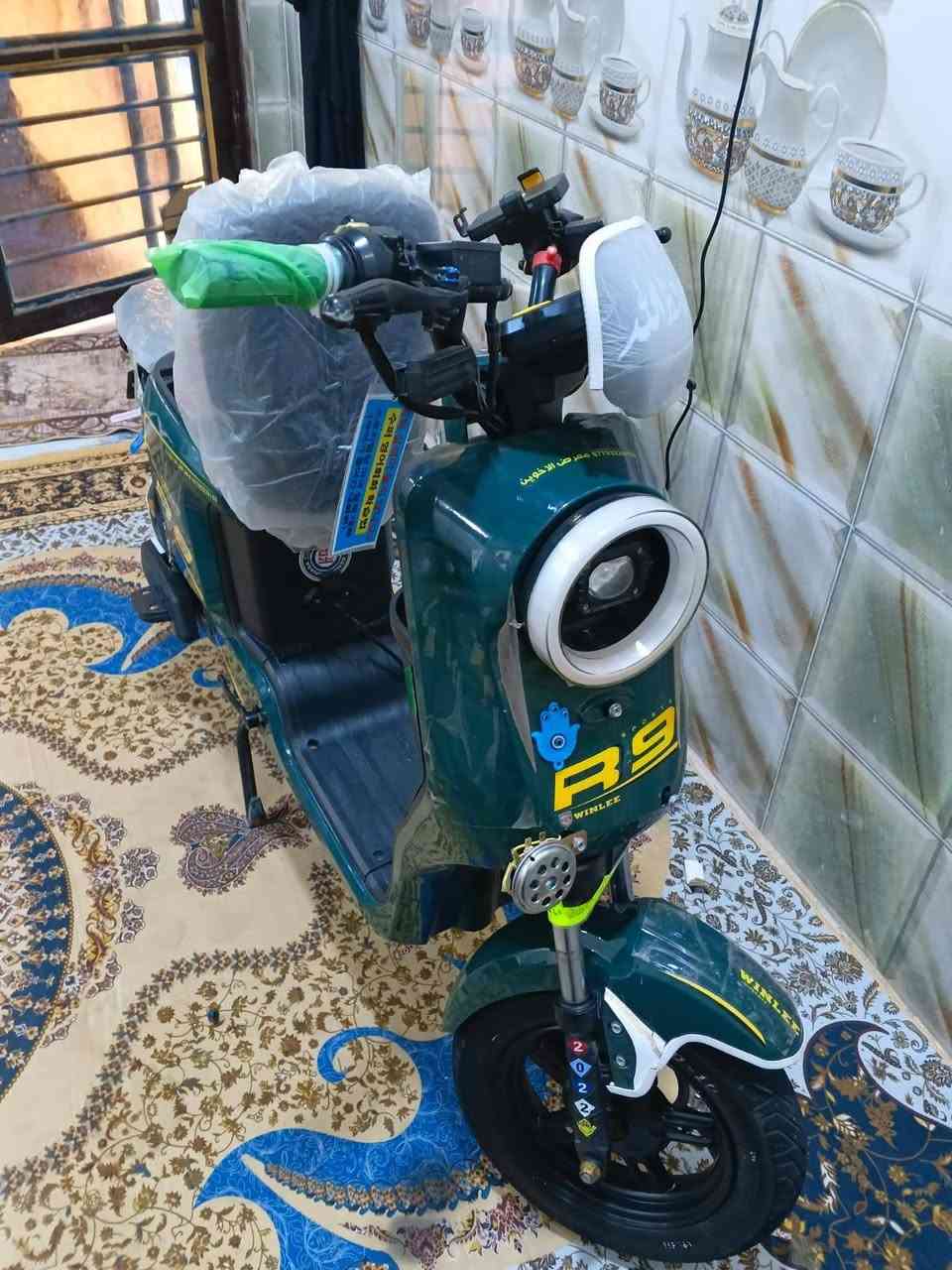 سلام عليكم
بايسكل ار تسعه موديل 2026 
بايسكل زيرو بمعنه الكلمه نضيف كلش ملحقاته ويا
بصمه2 
سويج2 
كارت ابو شاشه
بايسكل هورن شقال كفراته. زيرو شخط مابيهن بعده بحاله الوكاله برغي ماناغصه بطاريات بعدهن زيرو تجي تفحص وتشوف بعينك بايسكل. كلشي مايحجتاجله شقل سويج وطلع تايرات زيرو بايسكل مجنبز بايسكل بس عل ايدي بس عندي بعده زيرو 
السعر 475 وبي مجال قليل المو شراي لايتعبني 
مكاني البصره الدير النشوه هاتف ***********
