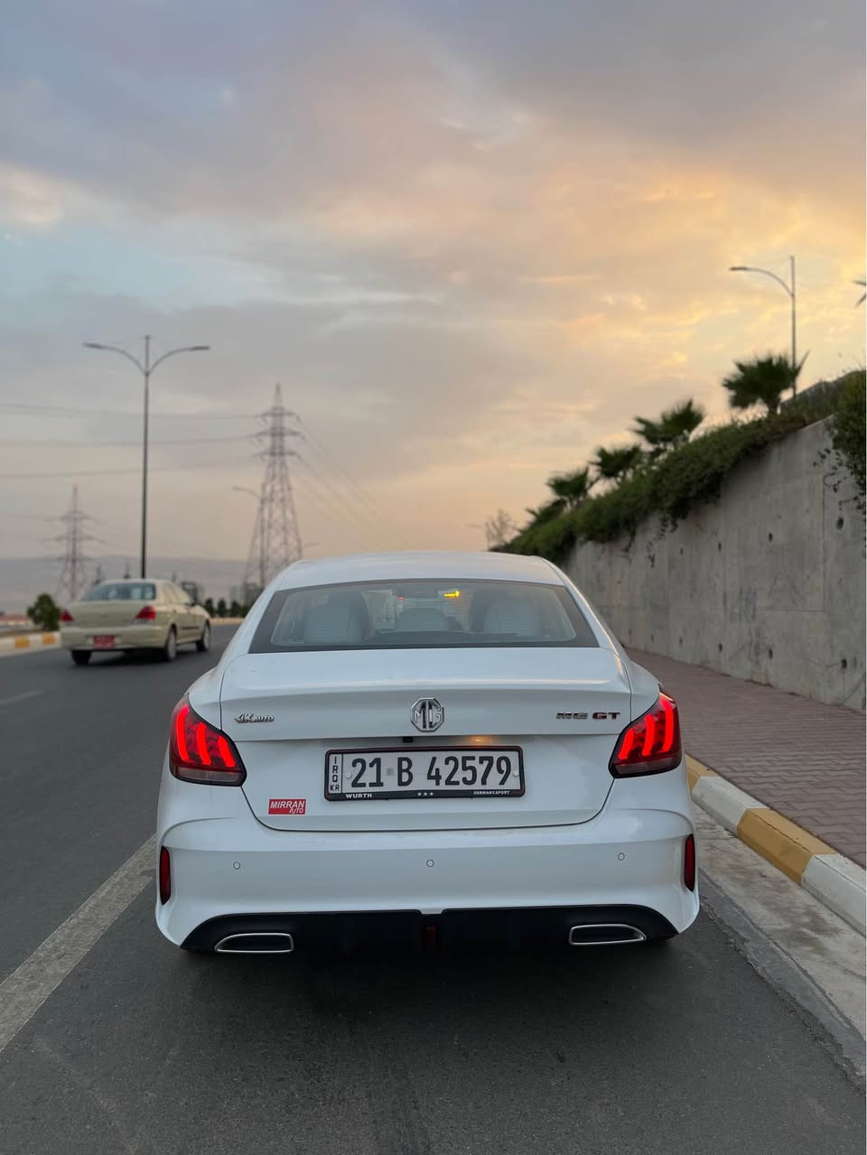 Mg gt 2022 سفری شەریکە خلیجی مەکینە ١٥ مەرغوب بێ تۆربۆ هیچی پێوە نیە زەمانی شەریکەی ماوە لە شەریکە سێرفز کراوە تەنها ٦٤٠٠٠ کم ڕۆشتوە بەناوی خۆمانەوەیە مواسەفات
کۆمفۆرت بەسمەو کوشن جلد ناو زەرد بیلاد   تەنها سڵاید نیە شوێن سلێمانی ***********  سعری ١٠٨ گەڵاو مەجالێکی برایانە  مشتەری نیت سەرمان مەیەشێنە . السليمانية, العراق
