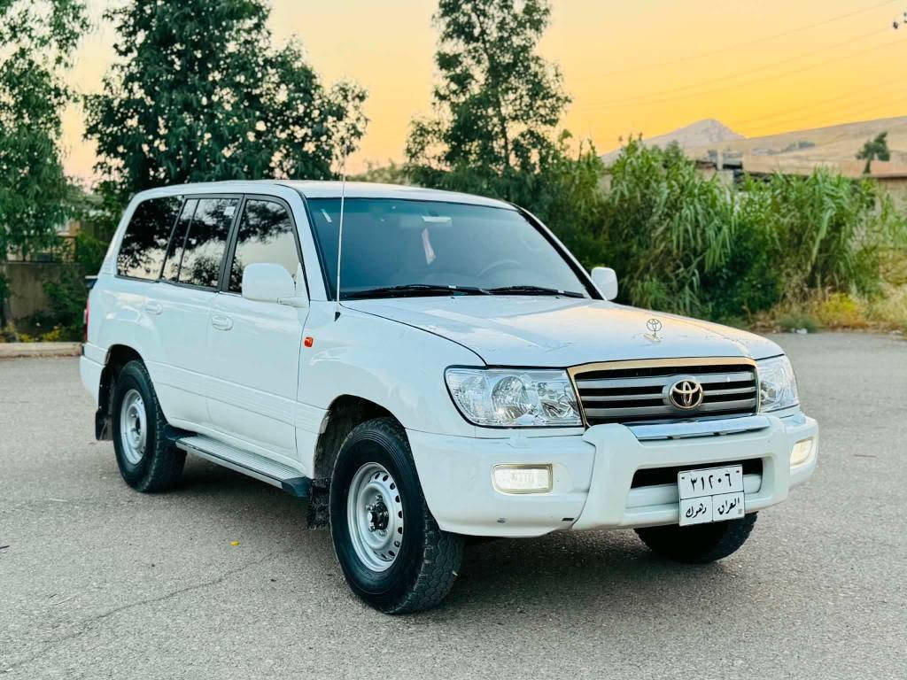 مۆنيكا 2003 دەشبول بەرز
پێش تەبڵە سێ ڕوبع ناوشین
ناوی لەحاسیبە نیە سبوخ عامه
بەلای سایەقا کەوتوە بەس شانی عەزیەتی بوە
گێرومەکینە وئەکسل دەبڵ ئەکسل بەشەرت
تەبرید و توندو تۆڵی هەموو بەشەرت
سەنەوی تازە بەسەرچوە ژینگەی دراوە
سەیارەکە  زۆرجوانە مالی دۆستە 
پێنج تایەو ویلی شازدەی تازە بۆبەستراوە 
سعری108وەرەقە کەمیک مەجال
***********ڤایبەر وەتس ئەپ
***********لەشاری کۆیە كويسينجاك, أربيل
