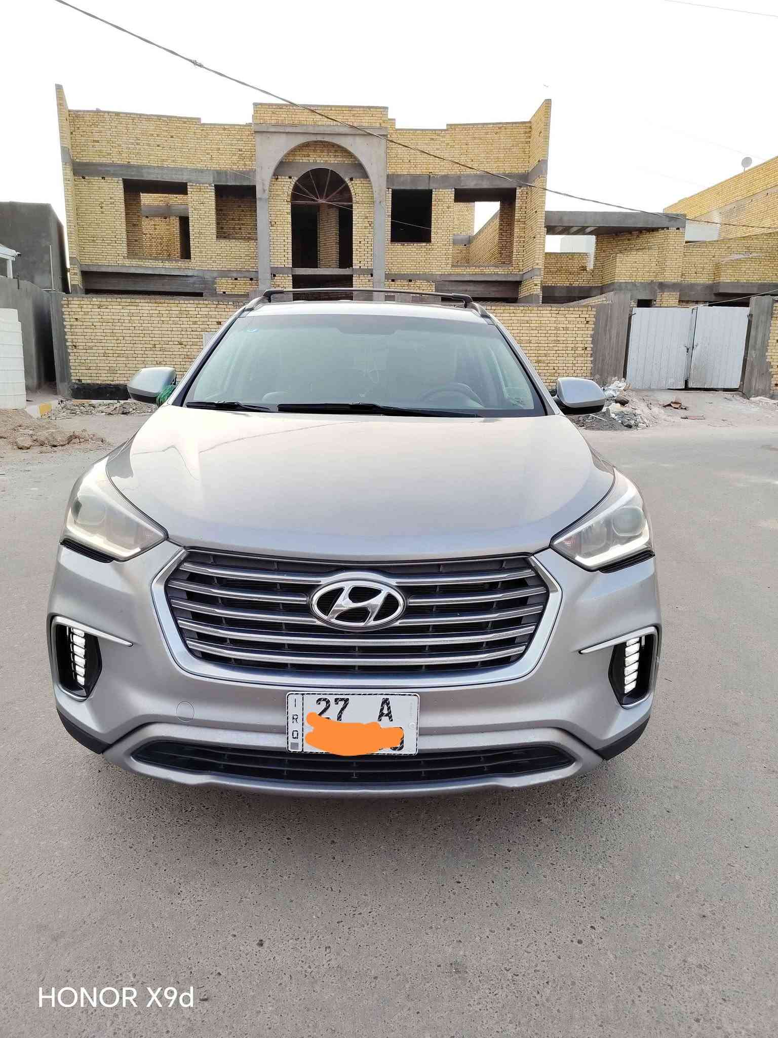 سنتافيه موديل 2019 رقم ذي قار دولي جديد حره تحويل ثاني يوم سنويه مجدده 31 مشروع وطني وارد أمريكي بيه بس بنيد صبغ فقط الباقي كفاله عامه من الضربه والتبديل والصبغ والفتح كفاله عامه اليبل واحد السياره شرط مكينه 6 سلندر شرط ما مفتوحه مكينه وكير وحداديه وتخم تايرات كله مكفول مواصفات 7 راكب  تحكم ستيرن شاره بل مرايه مري شفط شفتات مانع الزىق شاشه كبيره كامره دواره دسك خلفي وأمامي رادارات تبريد  رادارات ويل كب كروم  لد امامي وخلفي سياره جاهزه مال جناي بمعنه الكلمه استخدام شخصي ماشيه 115 الف حقيقي مكان سياره ناصريه سعر 143 بيه مجال قليل رقم الهاتف *********** انه مكلف بل نشر خابر راعيه بيك خير تدلل ناصرية, ذي قار

نص مكتوب في الصور:
- HONOR X9d