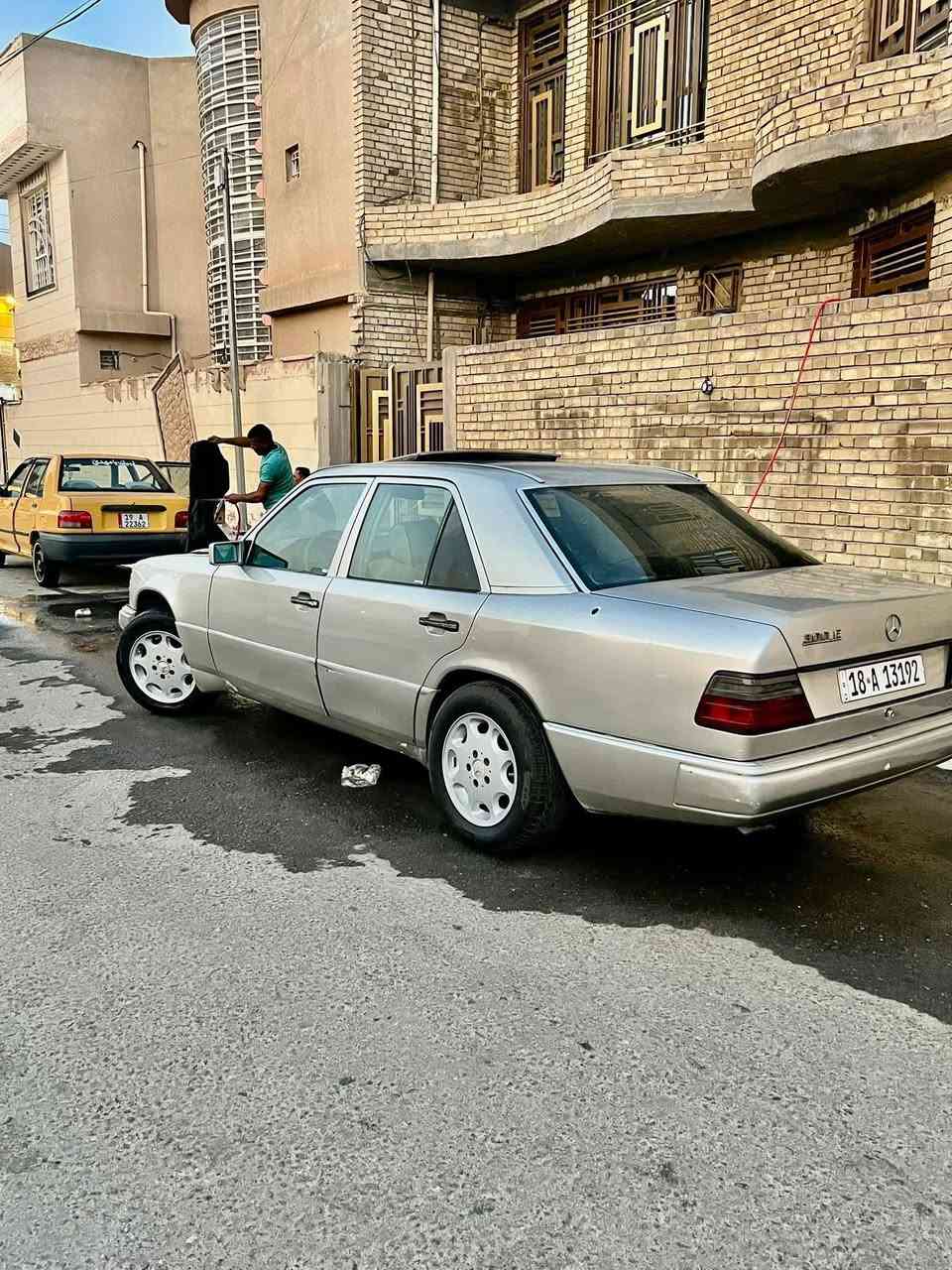 سلام عليكم مارسدس دب موديل ٨٨ محدث ٩٠ مكينه بلاديه قفل سنترلوك مكينه بلاديه بيها خيط تبخير تبريد شغال حداديه جديده الفتحه شغاله قواعد بلاديه عوزها ترتيبات بسيطه السعر ٥٠ و بيها مجال مكاني كربلاء بأسمنه
للاستفسار اكثر
***********
