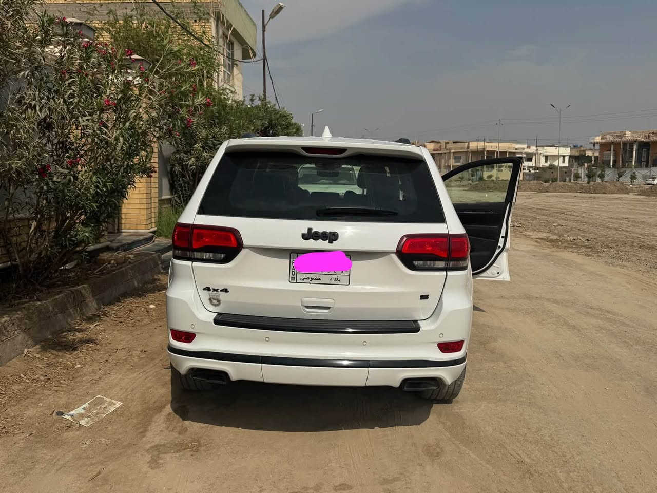 جراند شيروكي • ٢٠٢١ • رقم بغداد