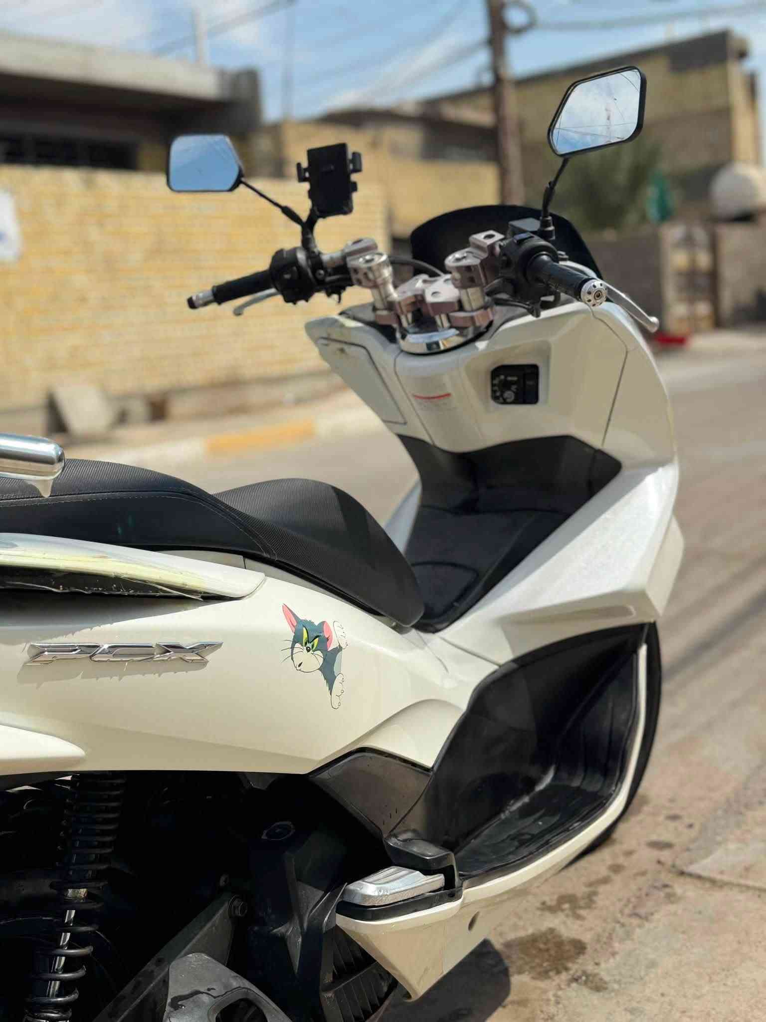 دراجه pcx جيل الثاني ماشيه 35
ياباني jf ✅
محرك 125
حساس ازدحام ستاند كهرباء ✅
الدراجه مكفوله مكينه ناعمه صوت مابيها ✅
جيب فيتر وتعال اخذها من باب البيت

سعرها 15 وبيها مجال قليل مكاني حي النصر ***********
