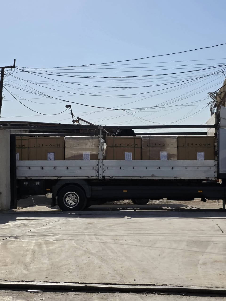 السلام عليكم متوفر الواح جينكو
645w /650w  /720w

جمله ومفرد العنوان بغداد شارع الصناعه مقابل الجامعه التكنولوجيه

للاتصال***********
