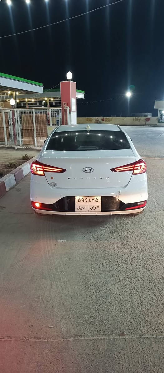 النترا مديل ٢٠ رقم اربيل فول مواصفات جاهزه من كولشي محرك
مامفتوح كير ومحرك شرط تبريد ثلج حداده جديده تخم 
تاير مدوشمه دواخله كلش جديده كفاله عامه سياره بيه بعظ
الخدوش البصيطه كلش حلوه سياره مال جناي معروفه مواصفات ال ٢٠ مكان سياره نجف حي نداء سعر ١٤٤ وبيه 
مجال بصيط ***********
