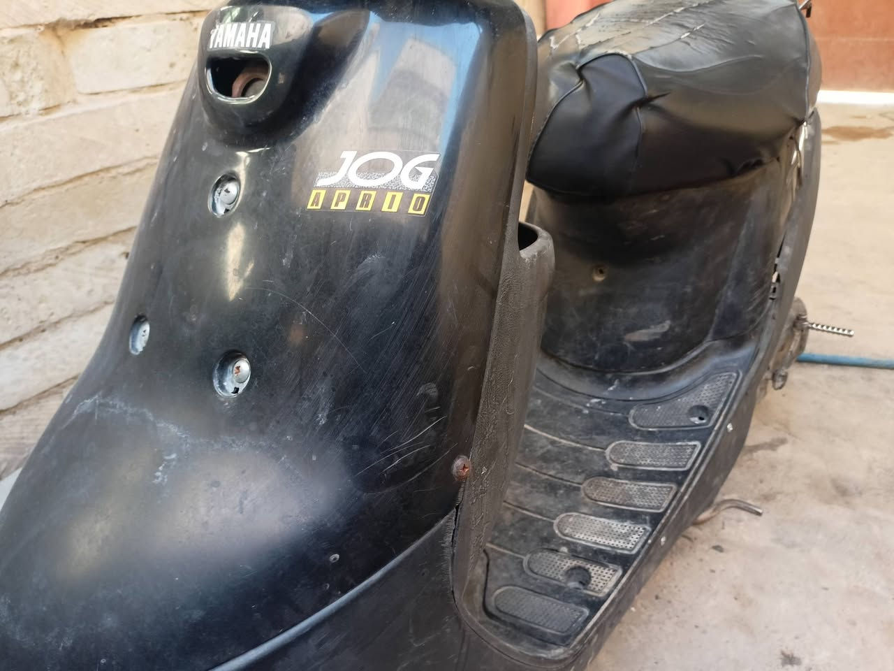 السلام عليكم موطور بوتين YAMAHA كهربائيه كلها شغاله ماعاده البك لايت مايشتغل سلف شغال يشتغل من اول هندر 
السعر 250  وبي مجال حك جيتك الدرع حالته نص  مكاني الموصل حي الانتصار 
رقم الهاتف ***********
