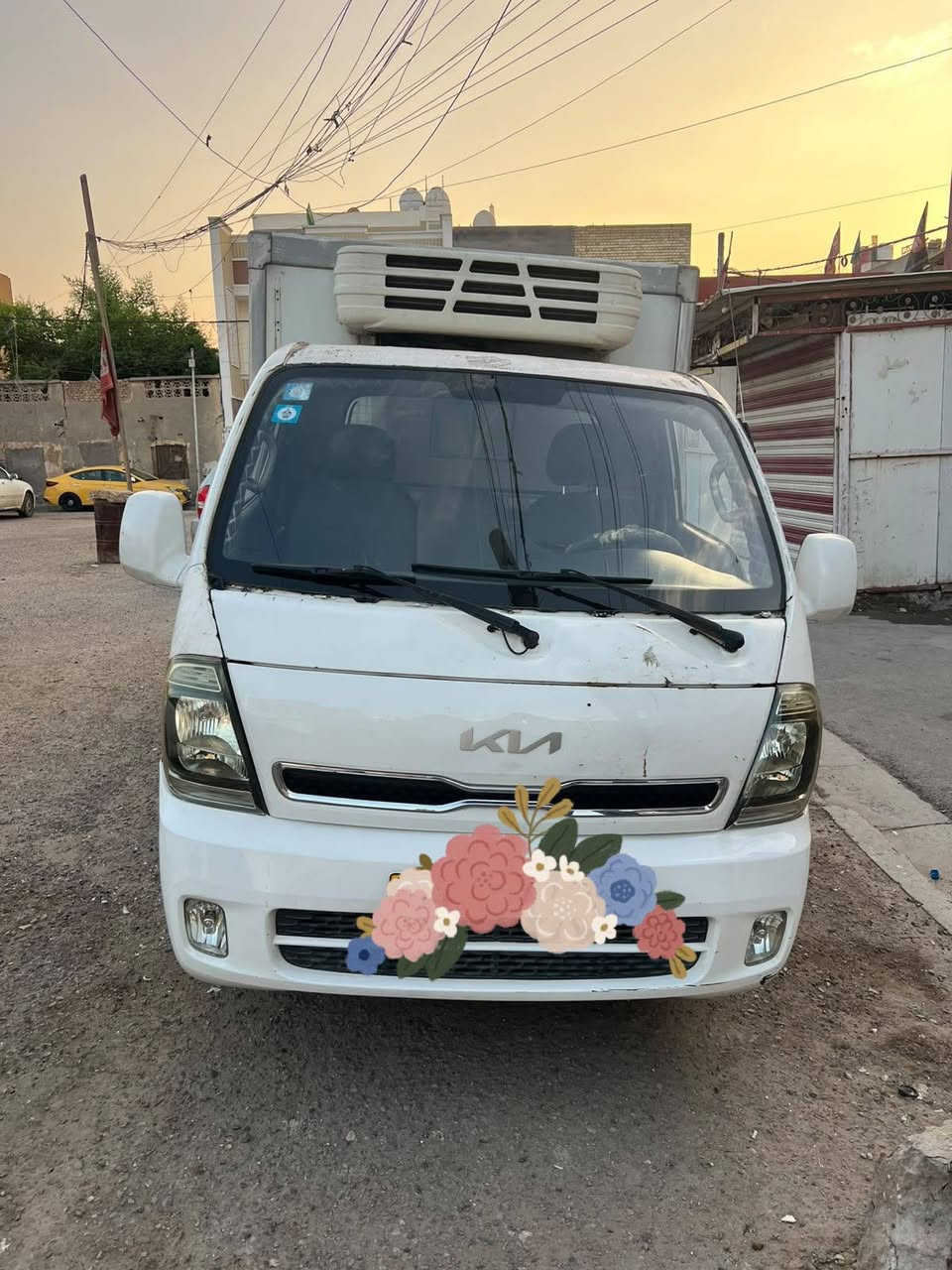 .كياء براد خير من الله كير مكينه
رقم بغداد وبسمي 
تحويل ثاني يوم
السعر 85 وبيها حك الجيه شي بسيط
***********
