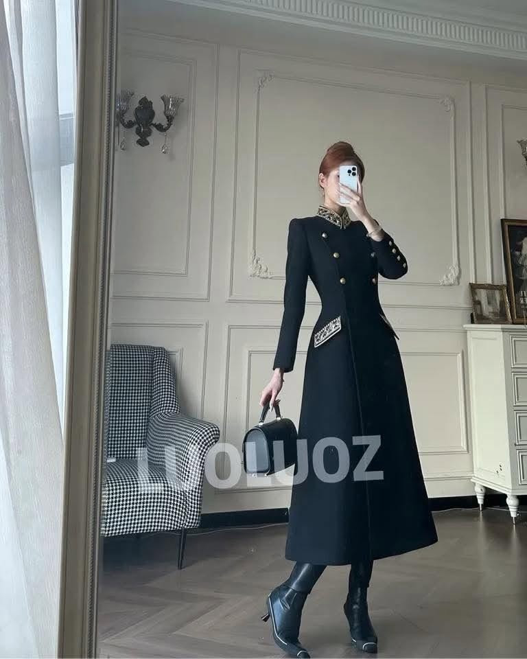 I saw a stylish and luxurious dress, a classic Victorian European style. It's comfortable and elegant, and available in sizes S to XL. Pre-ordering is the only way to get it. Available for pre-booking. Arrival time ranges from 2-3 weeks from the booking date. For more details, please contact us on our Telegram channel. For your immediate inquiries and questions, please contact us via WhatsApp. #Via #pinkygirls4shoping #PinkyGirls4Shoping

نص مكتوب في الصور:
- LUOLUOZ
- LVOUIOZ