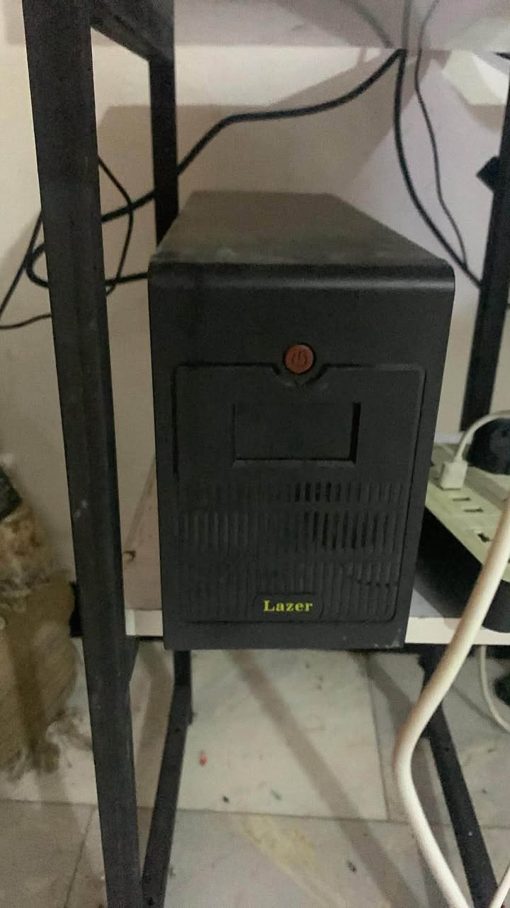 سلام عليكم شباب تجميعة كاملة للبيع 
المواصفات 
galax 5060 ti 16gb
b760mk asus
ram 16 3600hz laxer
m.2 1T gen4 wd green
cooler ag400
pus 650w galax bronz
case sama sv-01
ويا التجميعة
ماوس وكيبورد الشركات موجودة بالصور ويدة بلي 5 
ويوبي اس 2 احجامهم ( 3000va و 850va )
وشاشة سامسونك g5 200hz 2k 27inch

رقمي ***********
مكاني بغداد الشعب 
ممتواجد فيسبوك
ماعندي توصيل 
رايده بمليونين وبيه مجال
