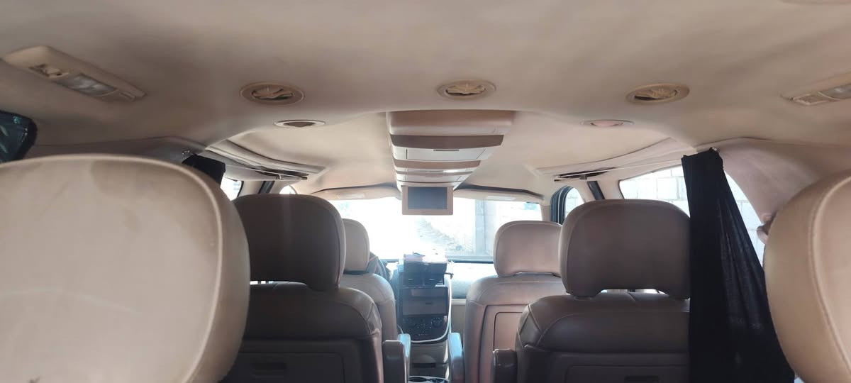 بلاندر مديل ٢٠٠٨ جاهزة من كلشي سيارة بلادية كلهة تبريد ٣ قطع شاشتين ٧ راكب مكانهة الرميثه سعر ٧٠ وبيهة مجال ***********
