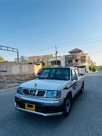 نيسان بيكاب • ٢٠٠١ • أربيل