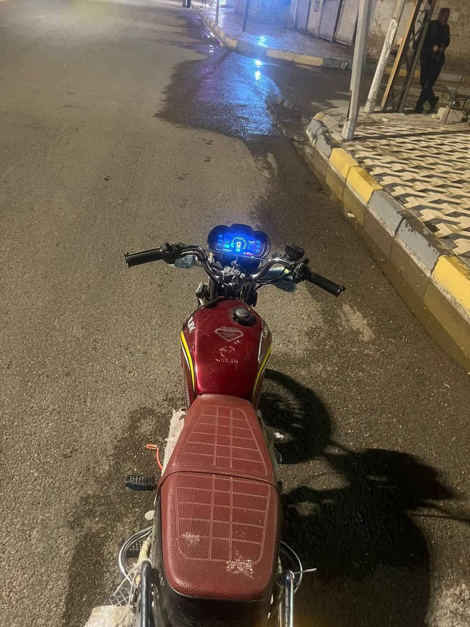 سلام عليكم دراجه تايكر 25 خمس نمر خير من الله بل مشي دراجه فول رزانه ب600 وبيه مجال مكان بعقوبه الوثبه للاستفسار ***********
