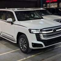 لاندكروزر GXR-S • ٢٠٢٦ • في6