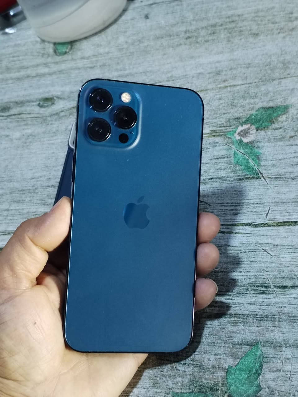 ايفون 12pro max 

ذاكره:256 نموذج M

بطاريه:70% 

جهاز مامبدل كلشي نضافه 100%تفحص تضرب حاسبه يلا تاخذه 

عنوان كركوك-حي نصر 

للتواصل: ***********
