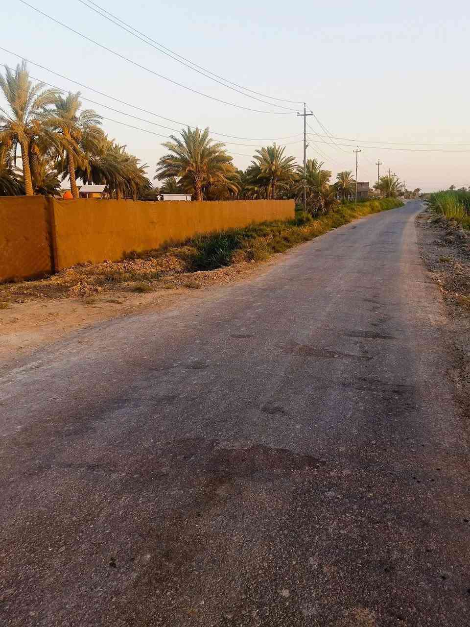 السلام عليكم
 عرضنا هذا اليوم دونم 2500 متر
 خلف جامعه بابل 
طريق حله نجف 
منطقه السجاد
يصلح سكن ويصلح مزرعه
 يتوفر خدمات كامله 
الاستفسار والاتصال على الرقم 
***********
