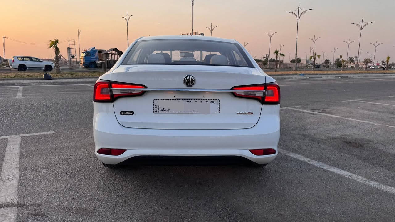Standard/mg5 2025
مواصفات ستاندر/ رقم كربلاء
داخل ضمان الشركة وكل صيانتها الدورية والفحص بالشركة 
ممشى:33 الف 
بيها ملاحظات بارد بسيطة موضحه بالصور (بدون صبغ او تكحيل ) 
جاهزه للسونار والفحص الشامل من اي تبديل او عيب 

السعر : ٩٣ قابل للتفاوض بالمعقول 
وتساب :***********
