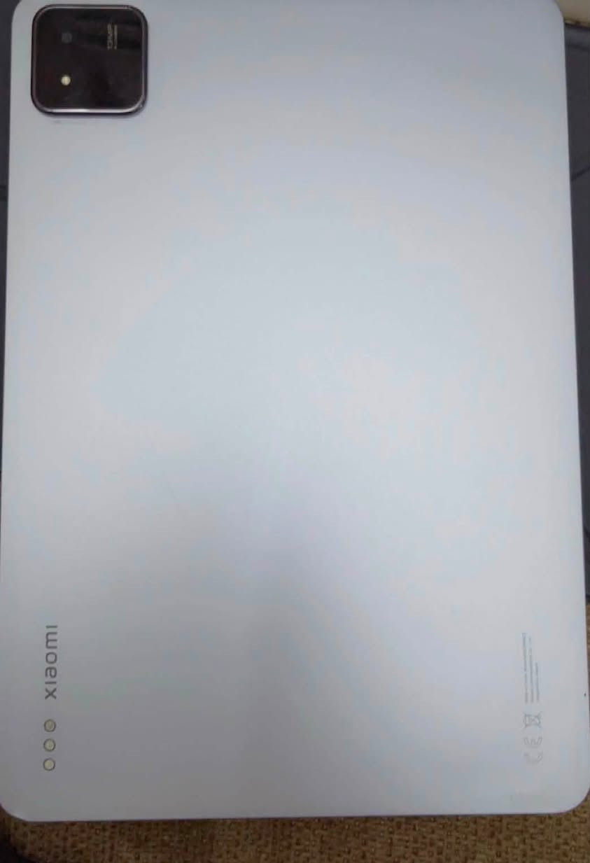 📱 للبيع Xiaomi Pad 7 (شاومي باد 7 )

🔹 الجهاز: Xiaomi Pad 7
🔹 الرام: 8GB
🔹 الذاكرة: 512
🔹 المعالج: Snapdragon 7+ Gen 3
🔹 الشاشة: 11.2 إنچ – دقة 3.2K – 144Hz
🔹 البطارية: 8850mAh عملاقة .
🔹 الشحن: 45W
🔹 أربع سماعات ستيريو 🔊
🔹 الجهاز سريع جداً ومناسب للألعاب، الدراسة، الأفلام والاستخدام اليومي.

ملاحظة ❗️ الشاشة بيهه فطر خط فقط بسيط ممبين اله تشلع اللزكة 

✅ الجهاز نظيف 
✅ استخدام شخصي
✅ بدون أي مشاكل
✅ الشاشة واللمس ممتازة
📦 مع ملحقاته/الكارتونة فقط 

💰 السعر: 290 الف دينار 
📍 المكان: بغداد الدورة 
📞 للتواصل: ***********

، والفحص أمام المشتري . الجديد دينباع ب500 الف بسبب مواصفاته العالية . بس دابيعه بهذا السعر لان وكع مني. شاشة صار بيهه خط ابد مماثرة متبين
