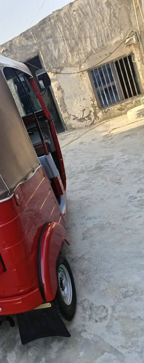 شباب أقر منشور عدل واتصل وشراي يجي يشوف بعينه ويسولف مو بتليفون يتعامل
2019 شهر 12 بي 30 يعني محسوبه 20 
رقم وسنوية بغداد تحويل ثاني يوم مباشر عقد مروري راعيهه جيرانه گبل اخذك على ونسوي عقد 
گشرهه كفاله عامه مكفولة بلاددددددديه  من ضربه ومعجون وصبغ فقط دوسات على حديد 
مكينه مفتوحه بوش وبستم فقط ونضافه 100بل 100
مكفولة من شرگ وتنقيص وتبخير ولاكسن والنضوح شرط نضافه ومشي 
مكاني بغداد الرشاد 
رقمي ***********
