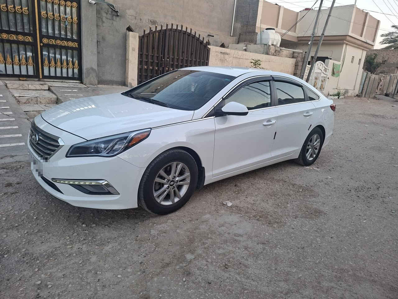 السلام عليكم للبيع سوناتا ٢٠١٦ بدون صبغ ضررها تبديل قبق جنطة فقط والباقي ليبل واحد بدون ايرباك وصور الحادث مرفق بالمنشور رقم بغداد دولي بسمي ماشيه ١٠٠ مكان السيارة في بابل اكثر تفاصيل اتصل على الرقم *********** او ***********
