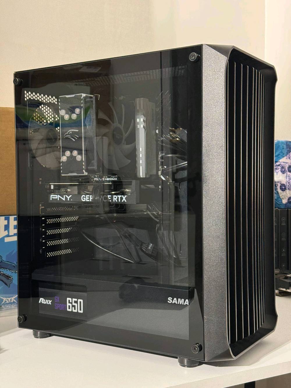 كيس حاسبه للبيع 
قطع مستخدمه نظيفه جدا 
اداء قوي 

المواصفات : 
PNY RTX 4060 8GB 
Ci5 14400F
ASUS PRIME H610M K ARGB
RAM 16GB(8*2) 3200MHZ 
SAMSUNG SSD SATA 512GB 
PSU 650W RUIX 
كيس مع ٤ فانات + مبرد هوائي 

ضمان فحص 
السعر  1،090 الف
مليون و 90 الف