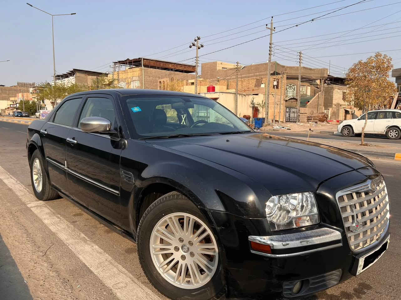 سلام عليكم
كرايسلر (أوباما) 2010
السيارة كفاله وجاهزة من كلشي تبريد حداده كير  محرك 3500بلادي وبشرط ترايك وين مايعجبك سيارة باكيت مال جناي 
سيارة كهربائياته كله شغاله وحساسات وتحكمات كشنات كامرة خلفيه وشاشه تحكم لمس كله جاهزه تخم تايرات جديد سيارة فقط بيه البنيد مرشوش والجاملغ الأيمن تبديل والباقي سيارة كله كفاله  

سيارة باسمي رقمه بغداد مشروع وطني رقم الانكليزي الجديد
السيارة جاهزه ومال جناي السعر115 قابل للتفاوض
مكان سيارة البصرة المشراق
***********
