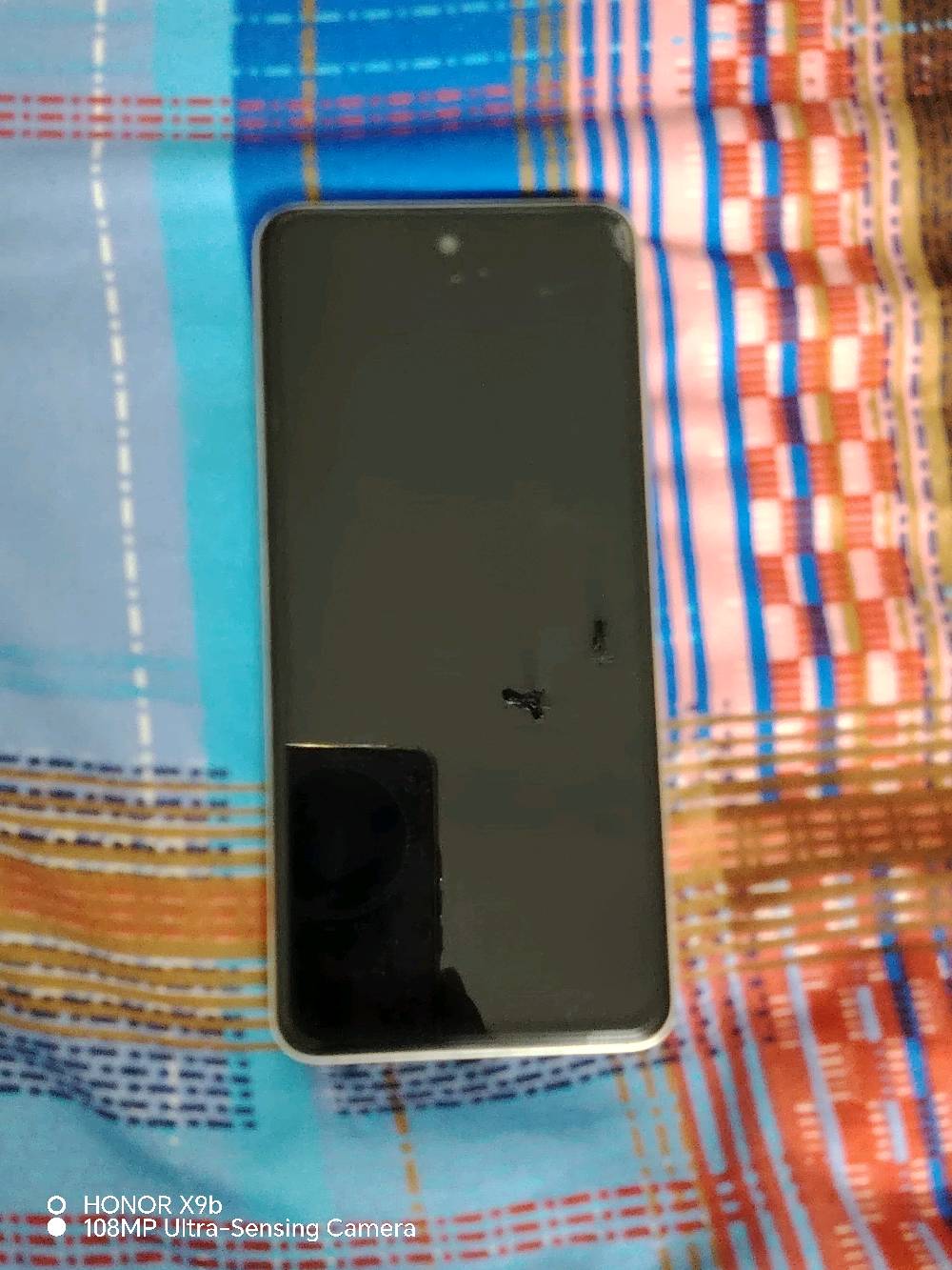 انفنكس سمارت ٨ جديد مستخدم أسبوع واحد ذاكرة 128GB
بأي منطقة/مدينة موجود الجهاز؟ وهل التوصيل متوفر لو تسليم يد بيد؟: 
الشرطة الخامسة سويب 
إذا تحب، شكد أقل سعر تقبل بيه على إنفنكس سمارت 8؟: 
بي مجال 